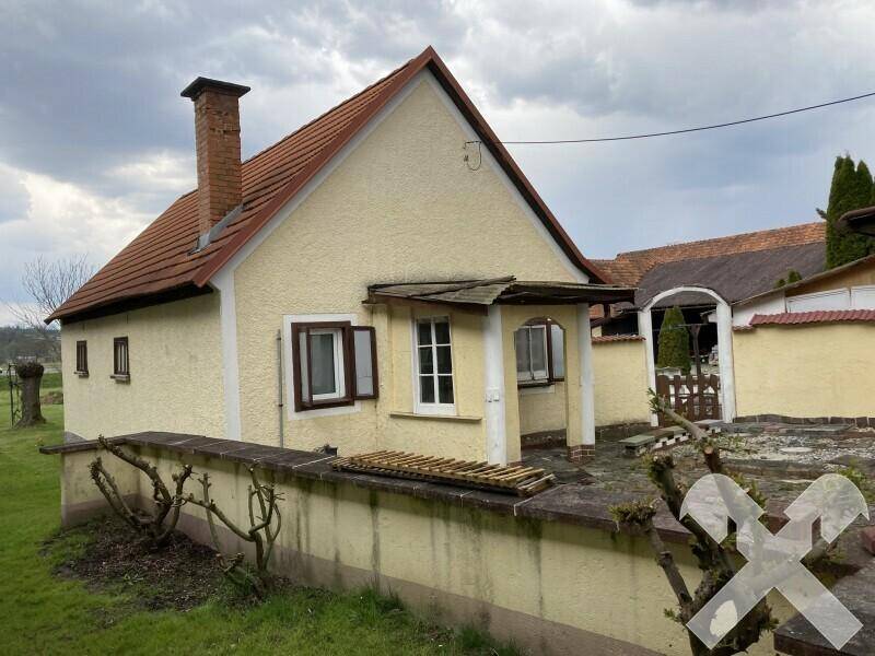 Bauernhaus mit großzügigem Nebengebäuden in sonniger Lage bei Straden - Ansicht 6