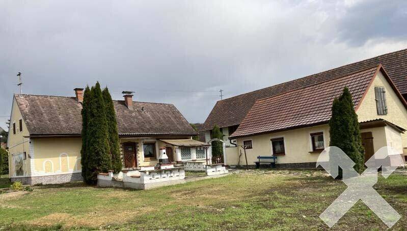 Bauernhaus mit großzügigem Nebengebäuden in sonniger Lage bei Straden - Ansicht 2