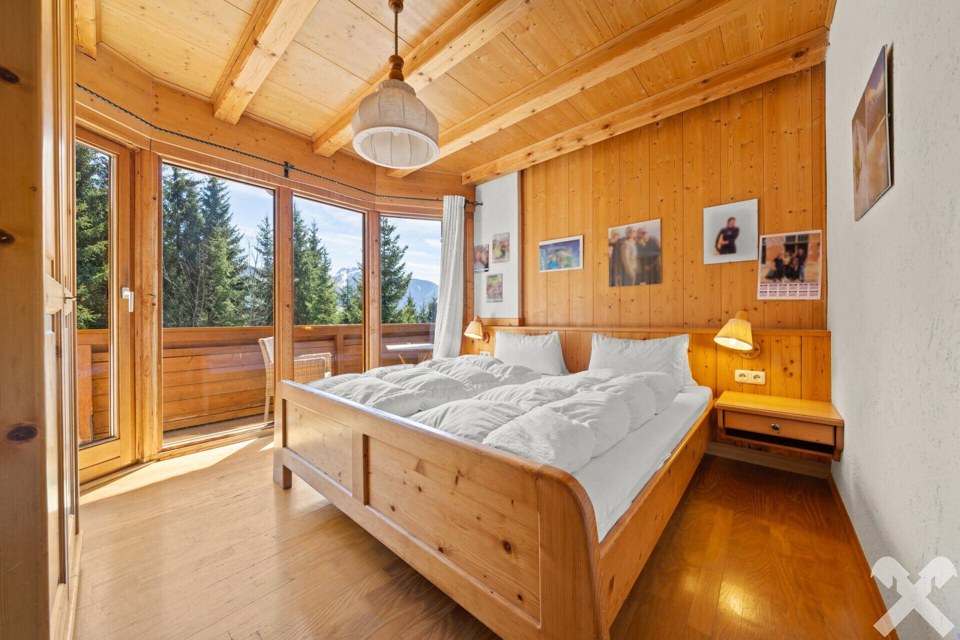 Schlafzimmer 1