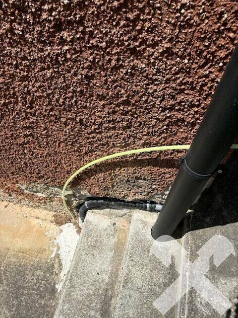 Glasfaserkabel beim Haus - nicht angeschlossen