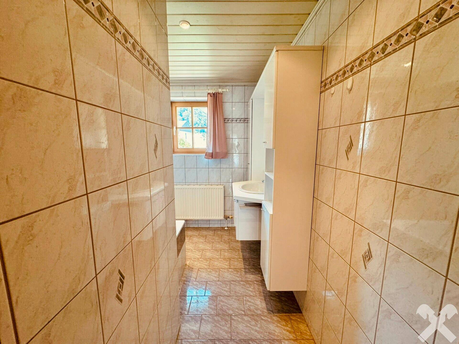 Wohnung 2 - Badezimmer