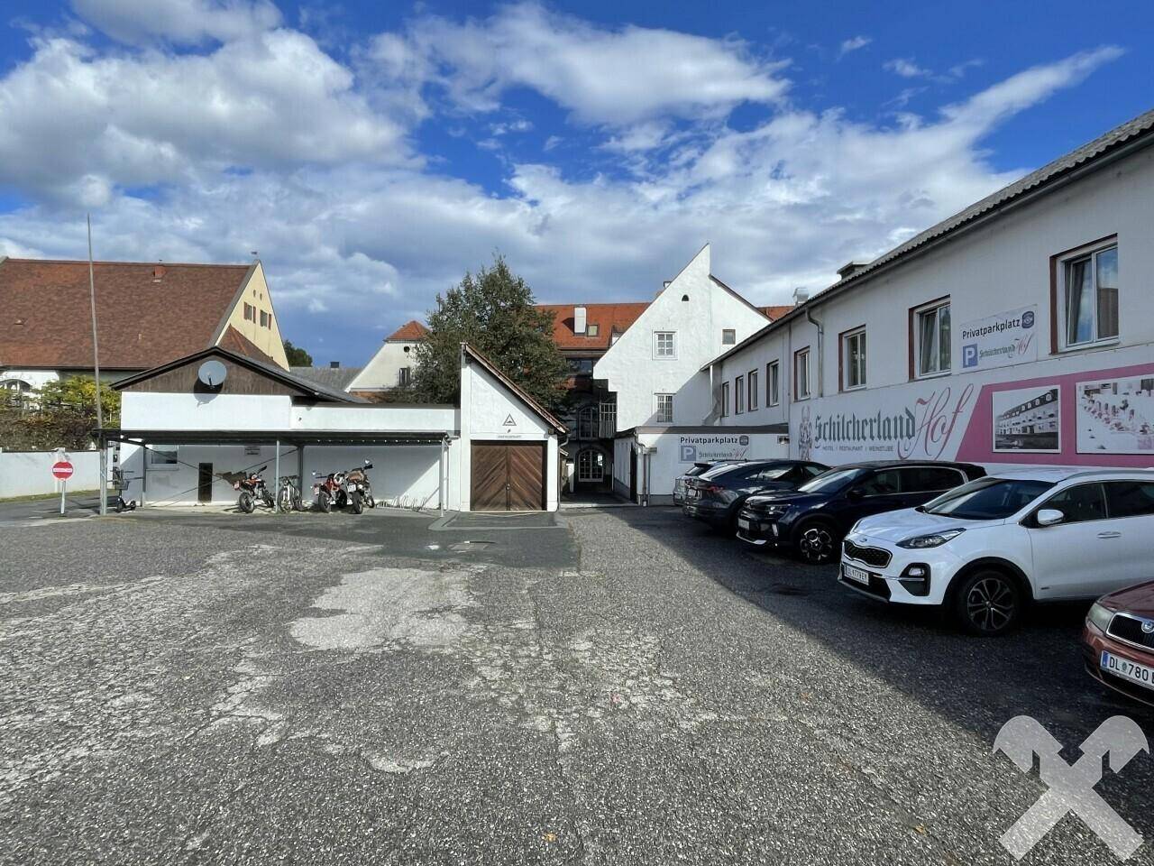 Zugang über Parkplatz Lastenstraße