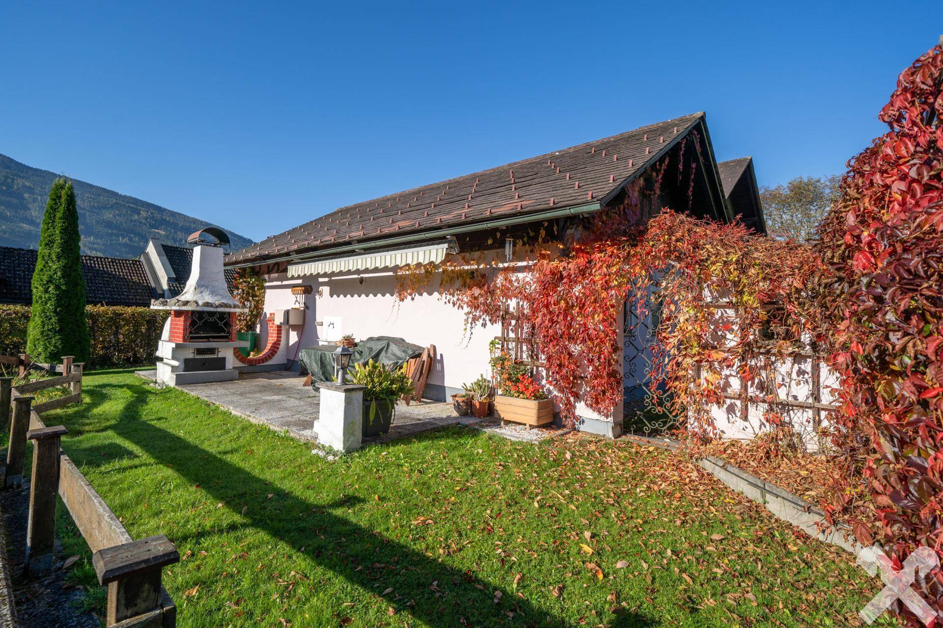 Terrasse mit Grillplatz