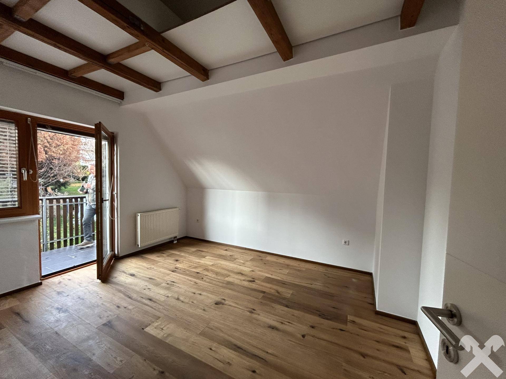 Zimmer 2 mit Balkon