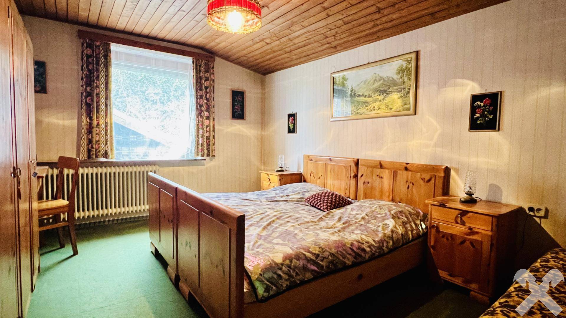 Schlafzimmer DG