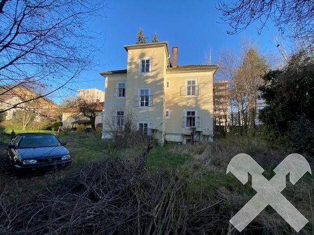 Villa Vorderseite