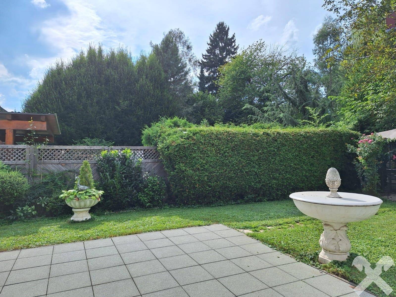 Garten SW m. Terrasse