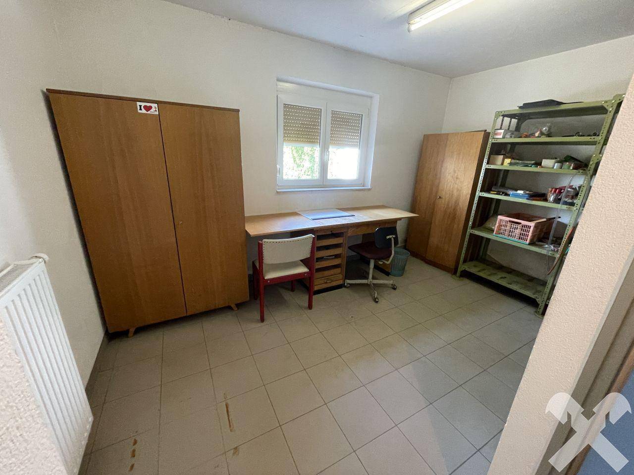Büro Garage