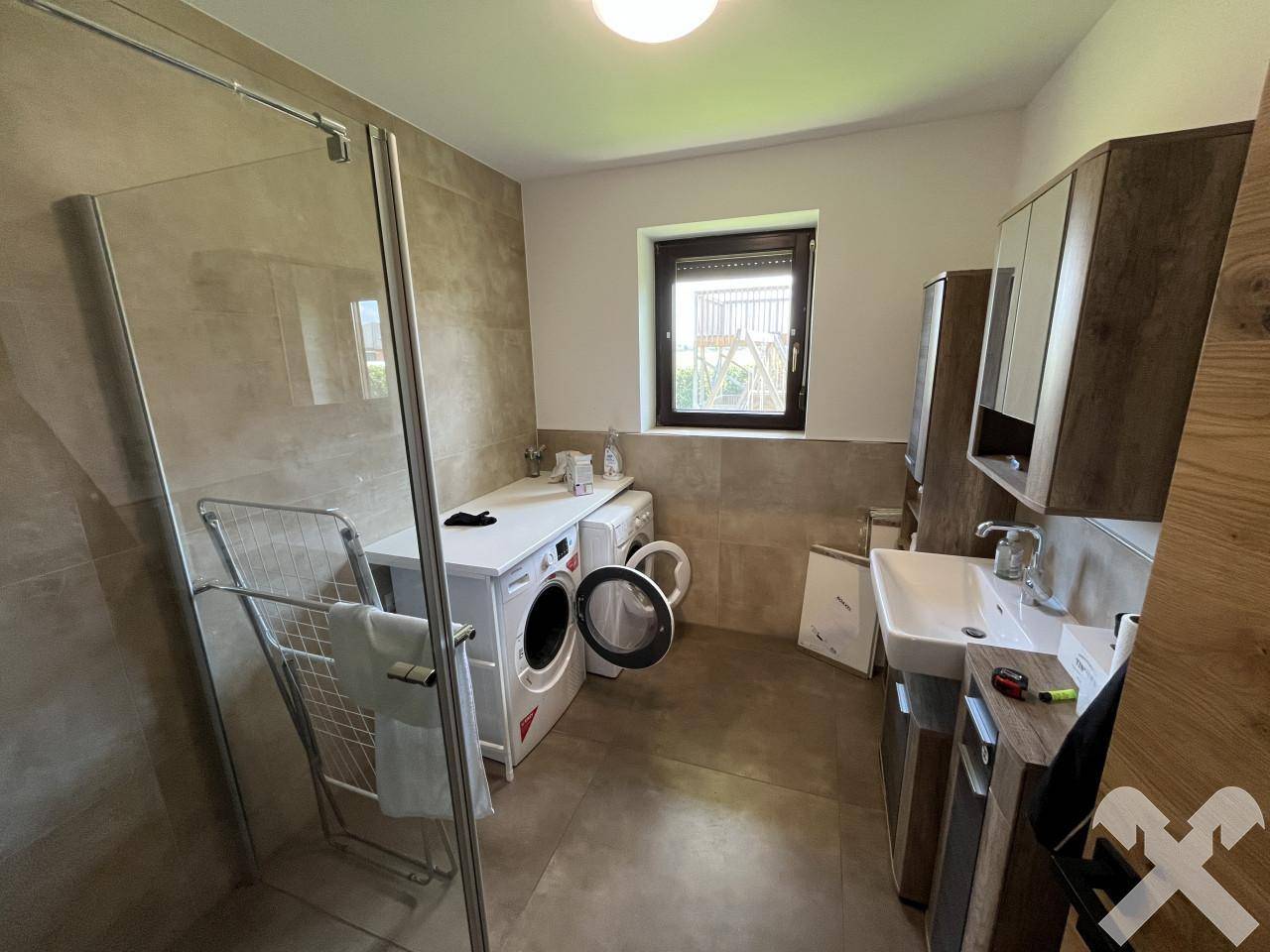Badezimmer EG