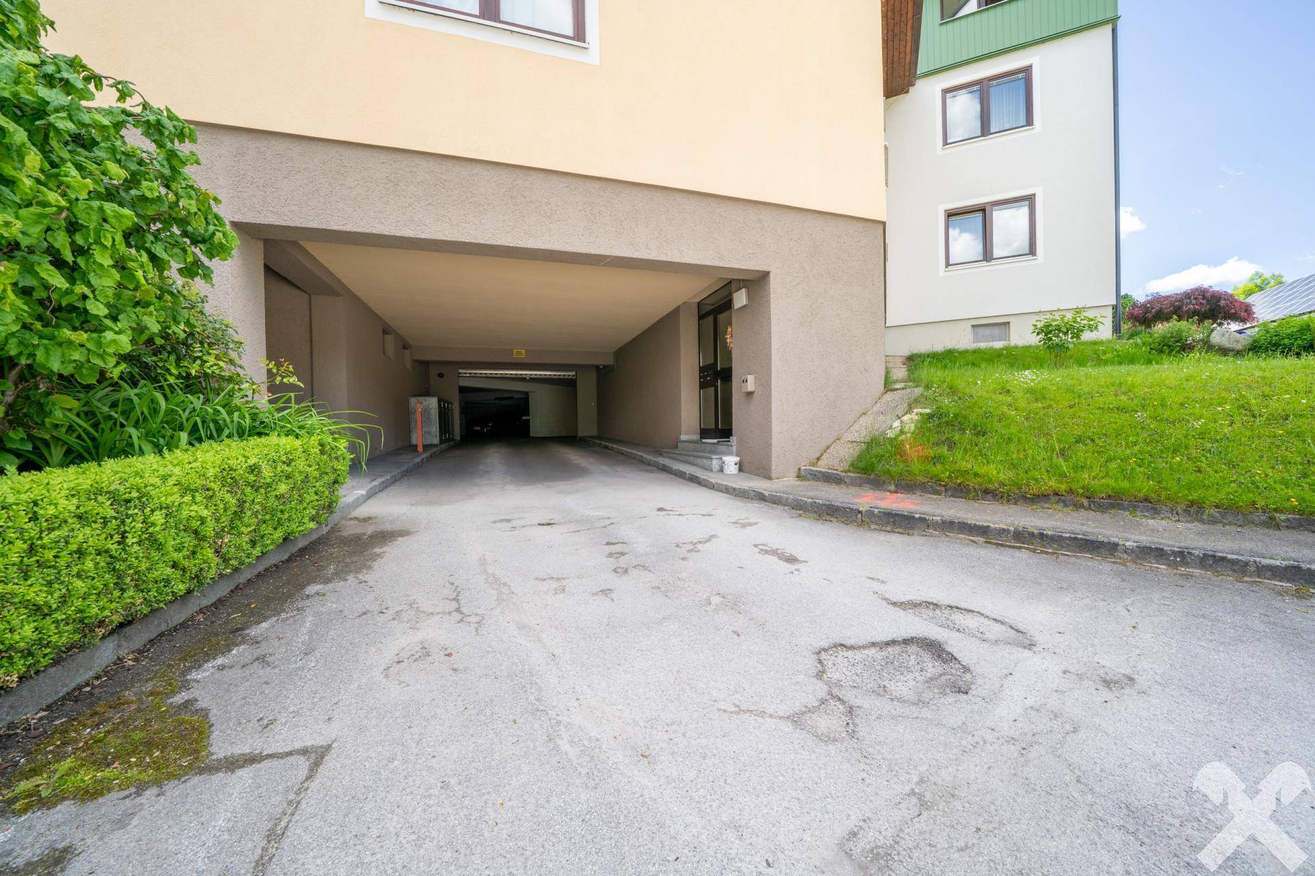 Zufahrt zur Tiefgarage