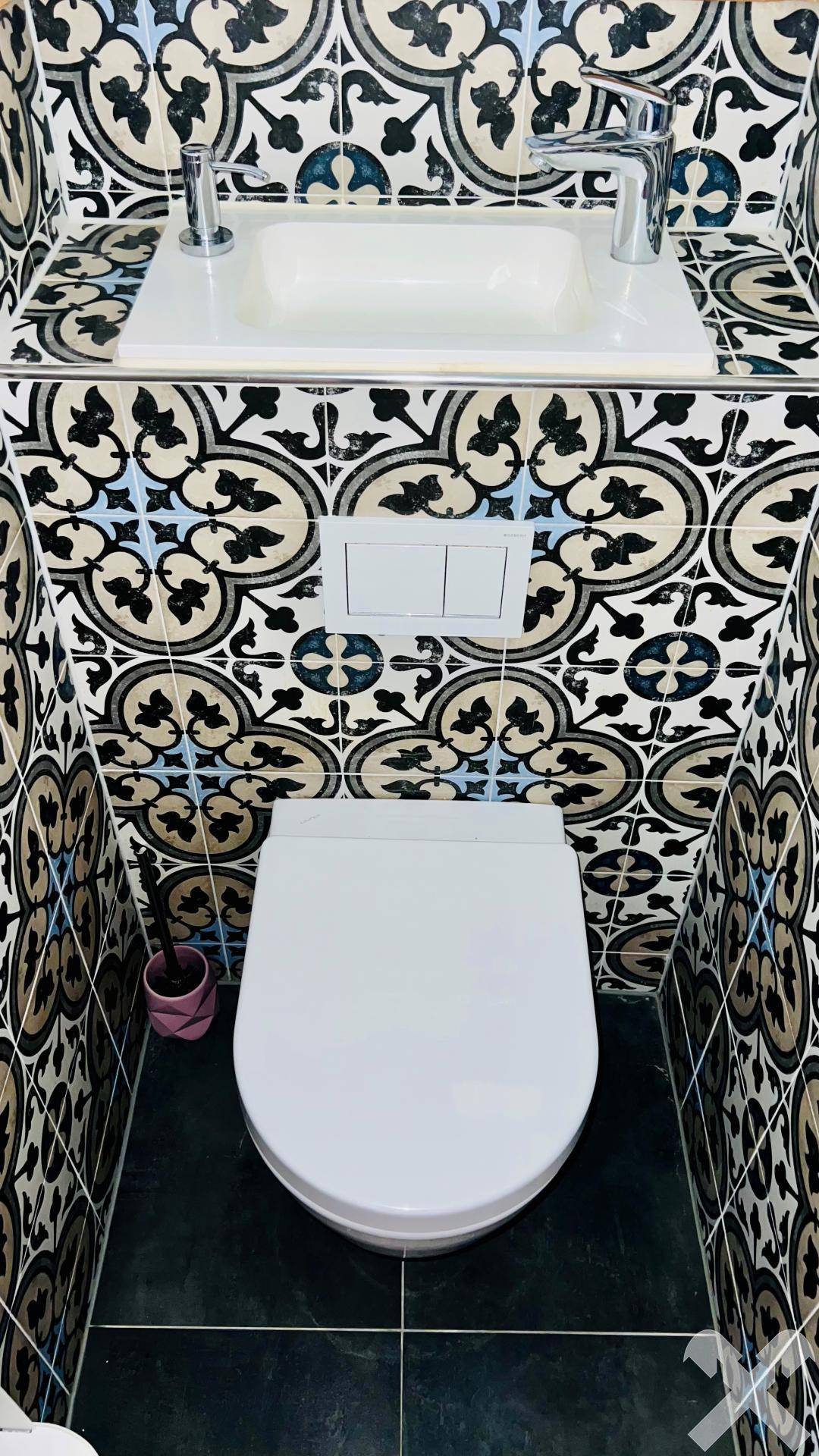 WC mit HWB
