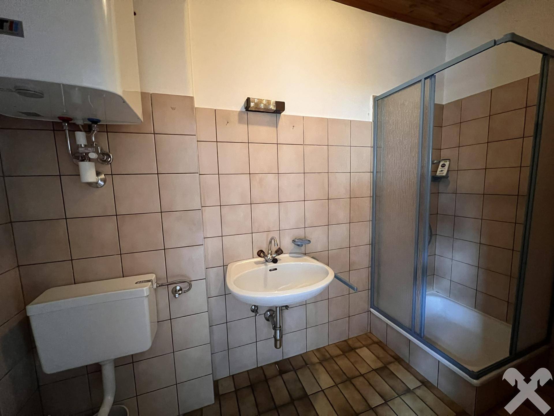 Badezimmer - WC und Dusche