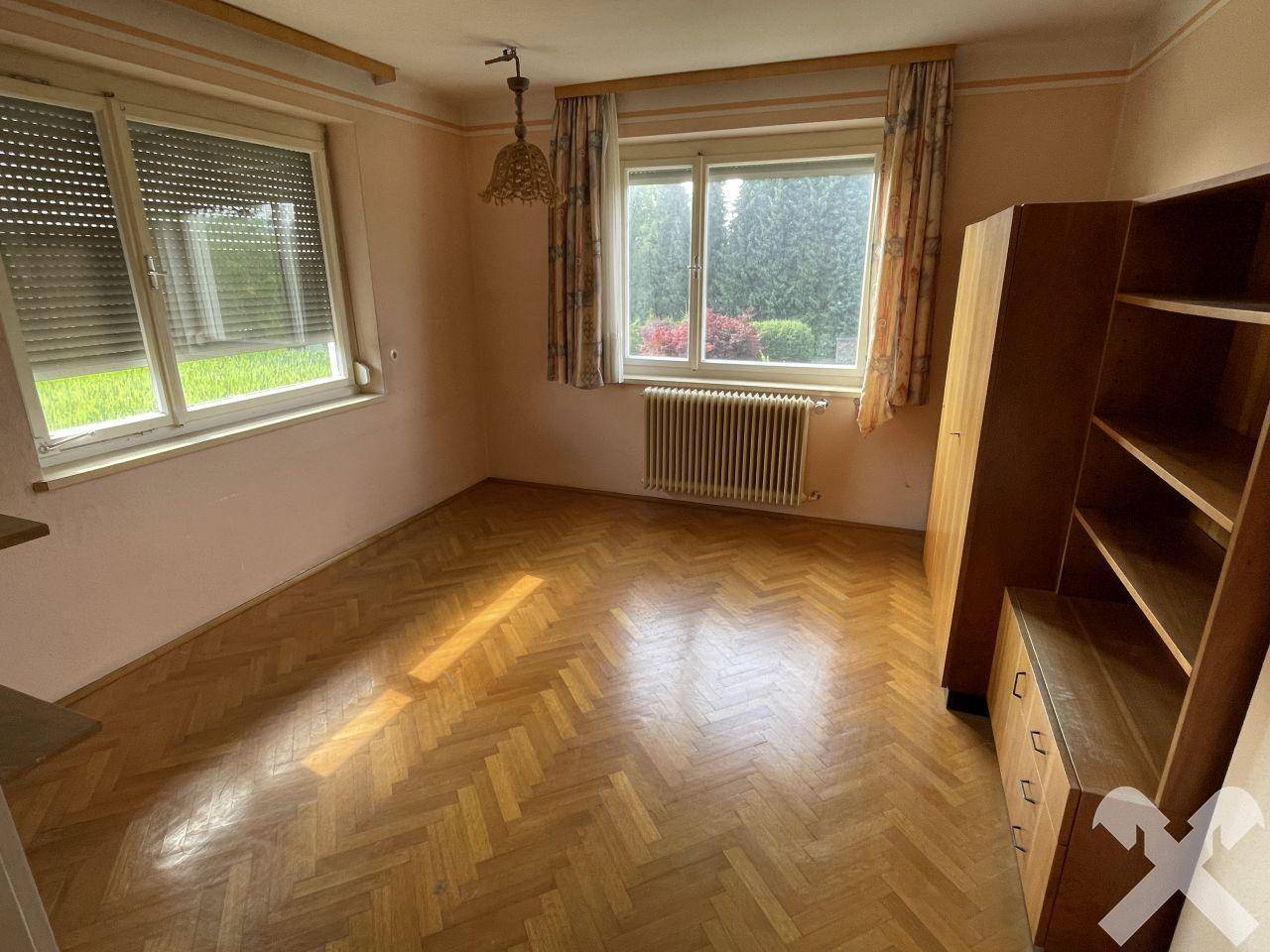Zimmer 1 OG