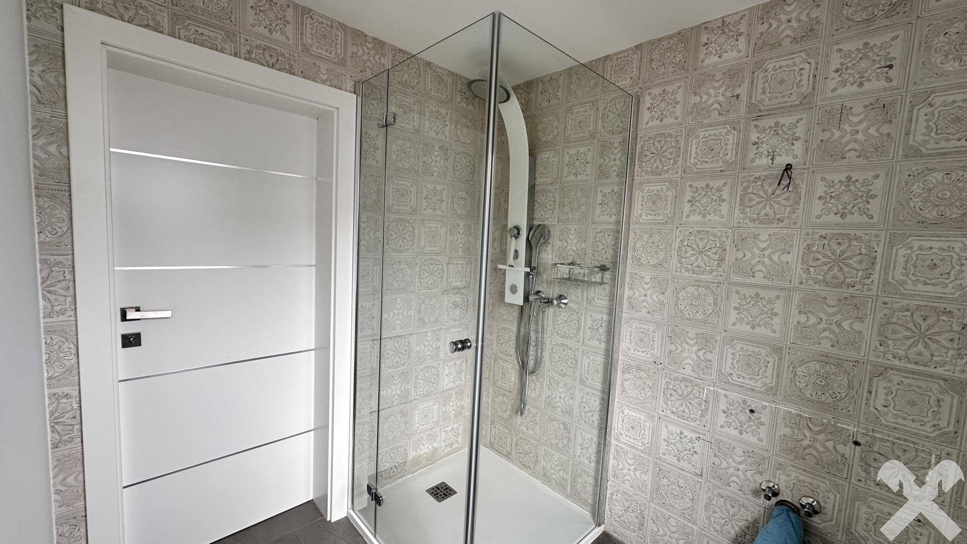 Badezimmer 2