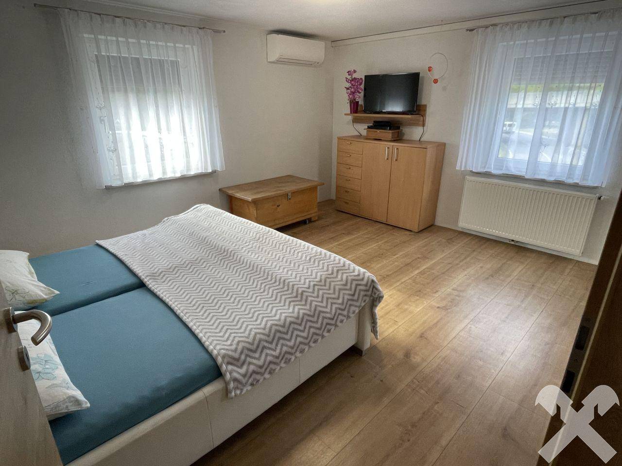 Zimmer OG Mittelteil