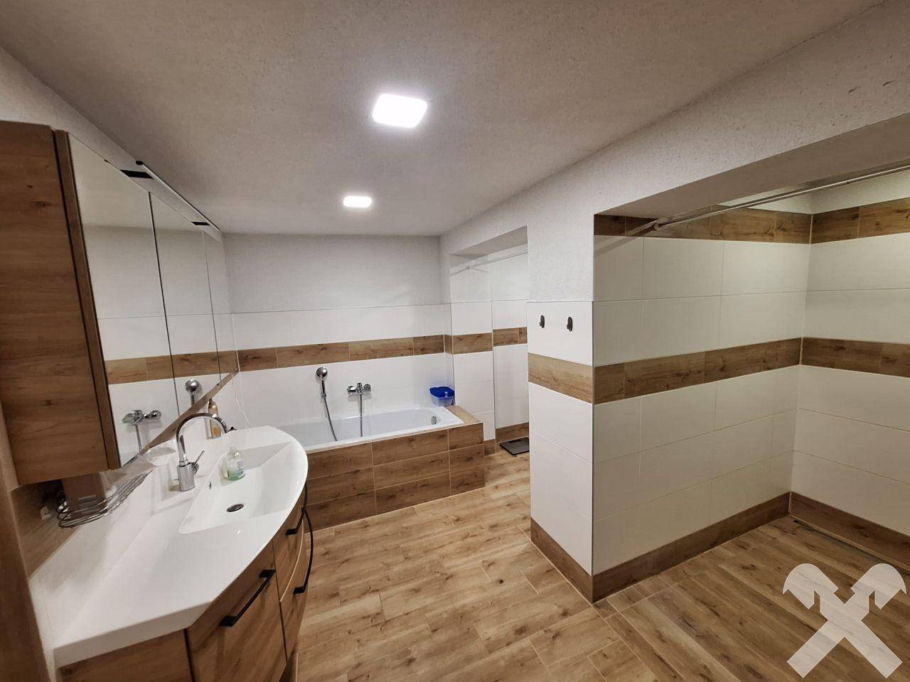 Badezimmer Mittelteil