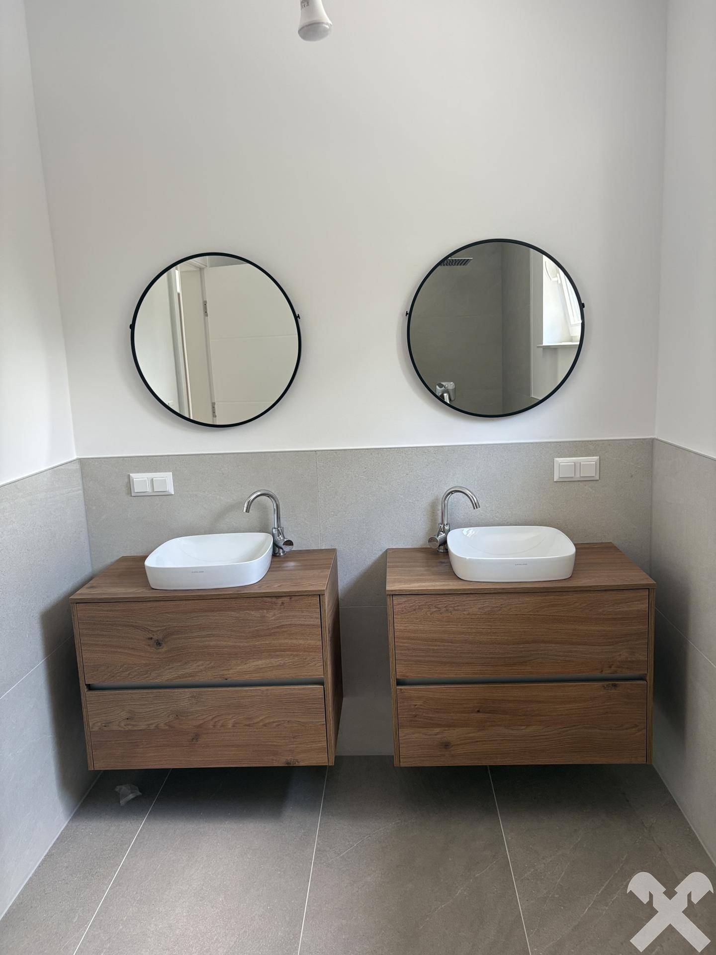 Badezimmer im OG