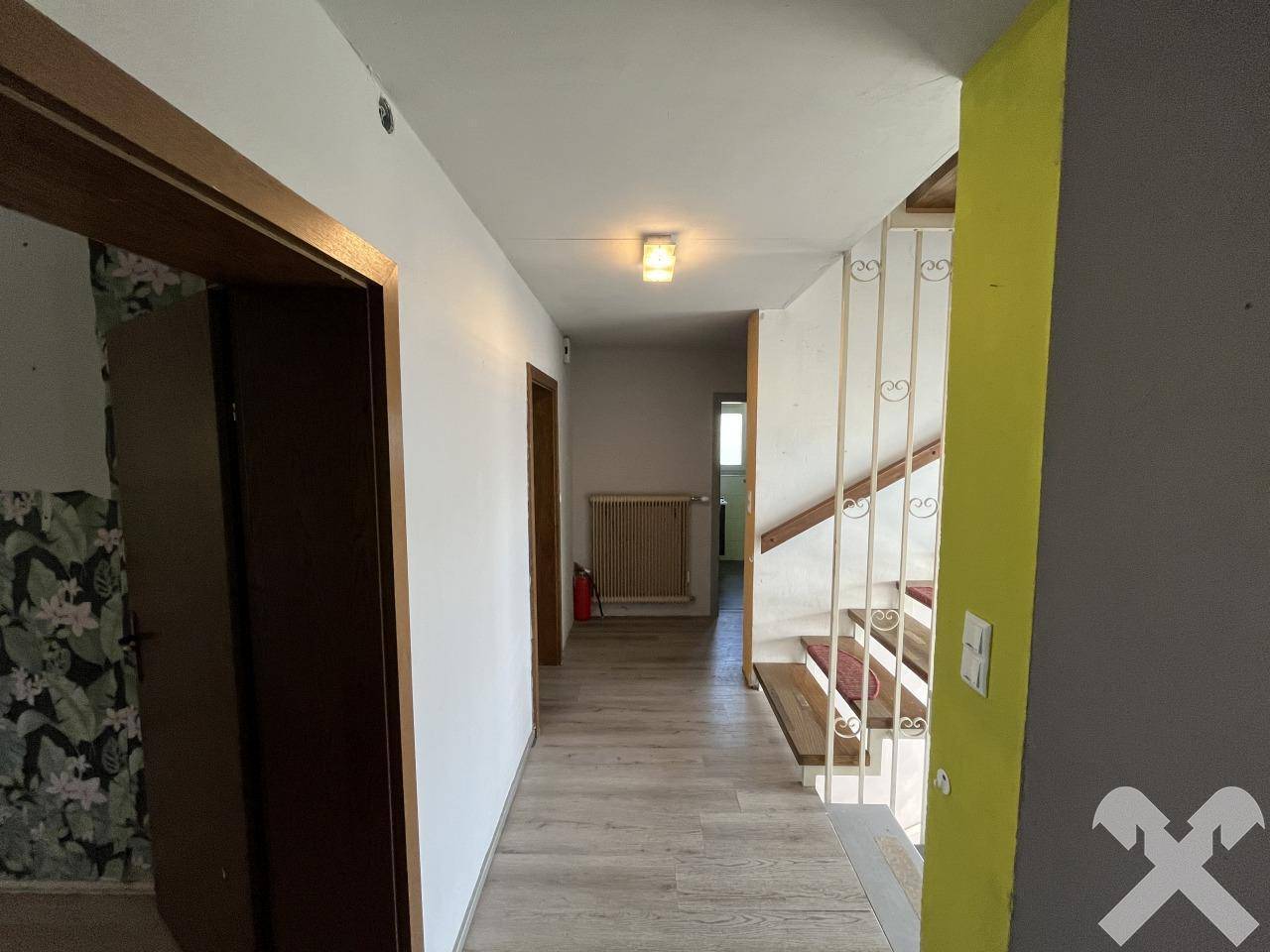 Gang und Treppe EG