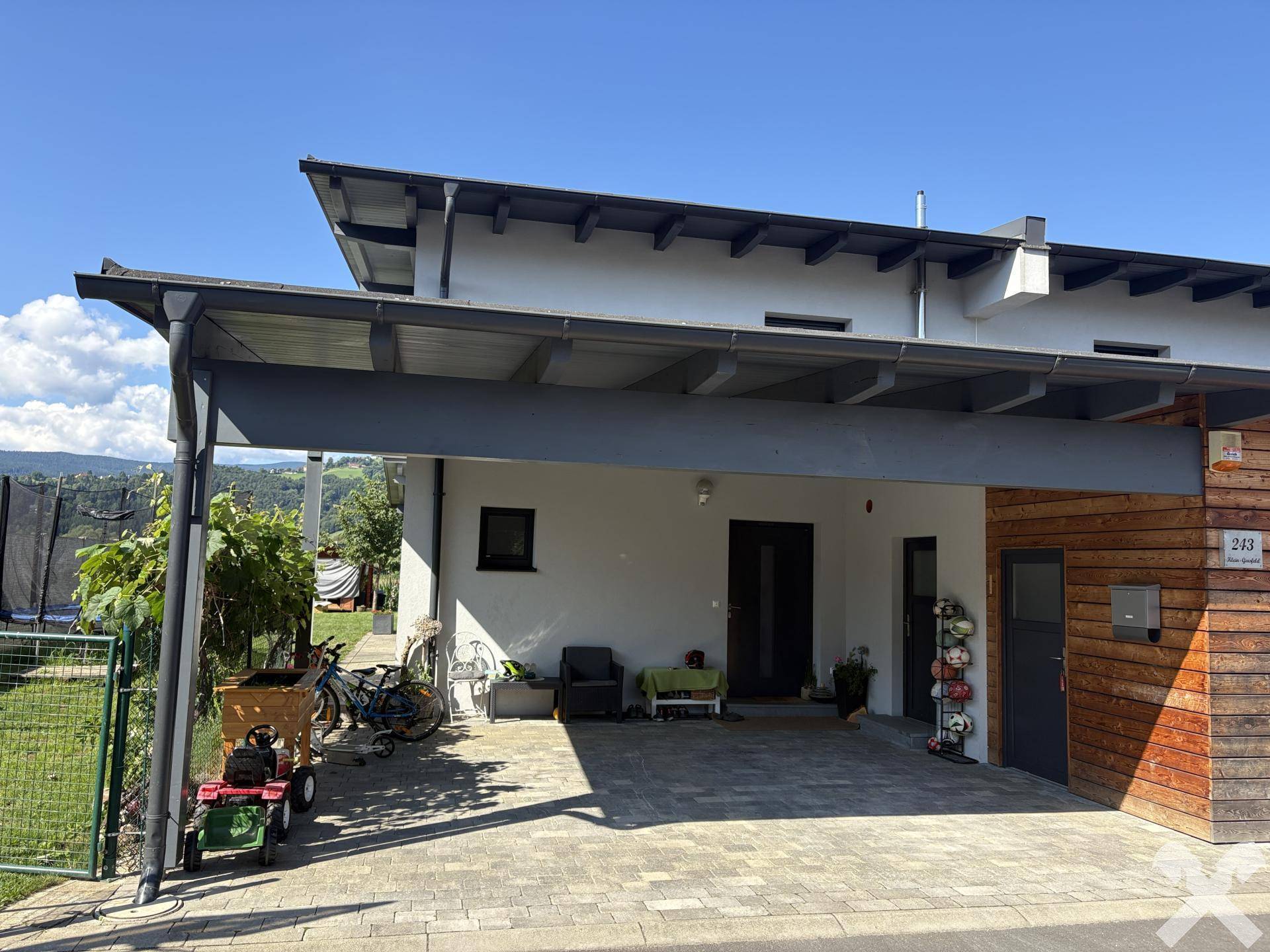 Eingang Doppelcarport