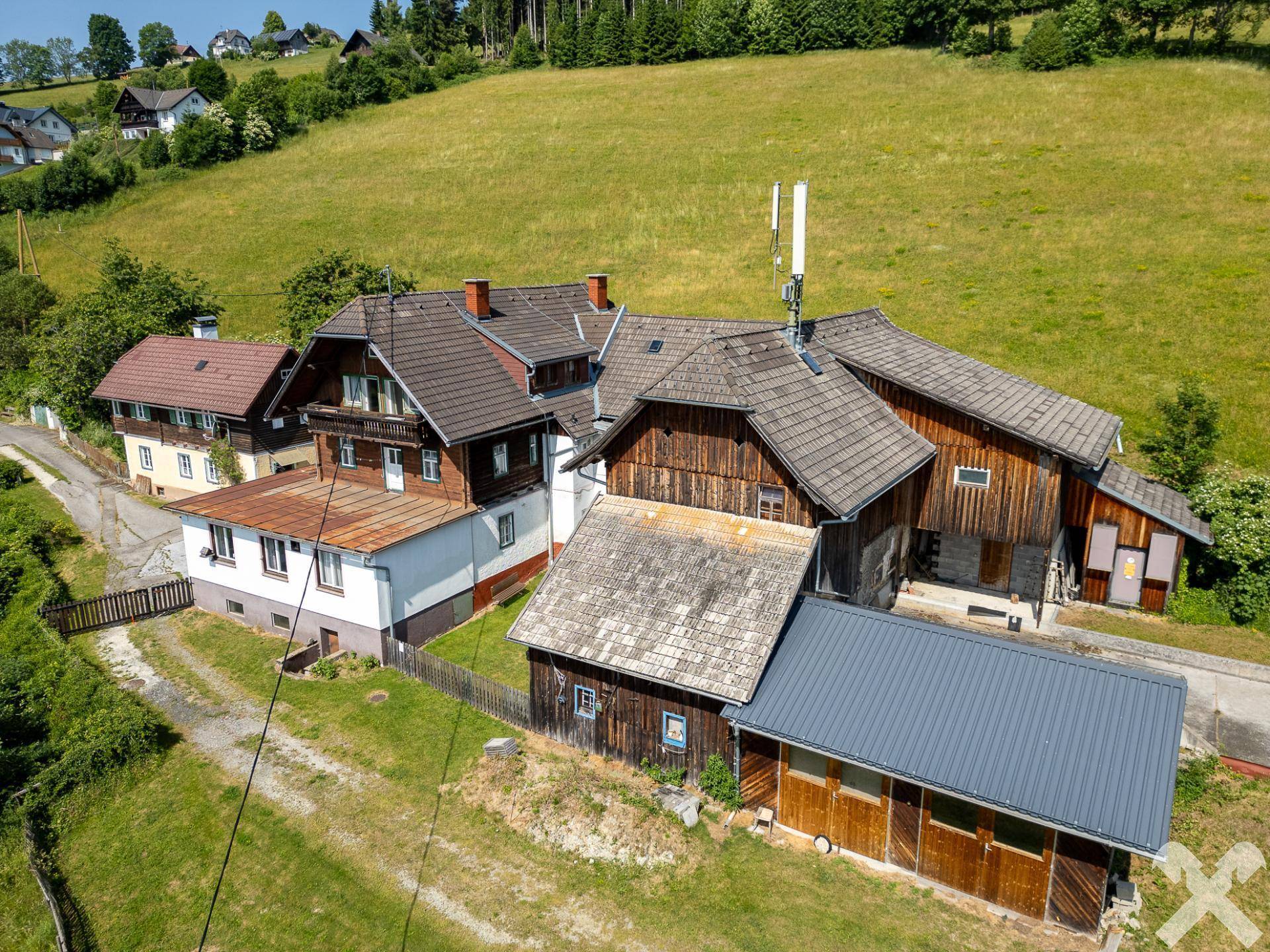 Gesamte Gebäude
