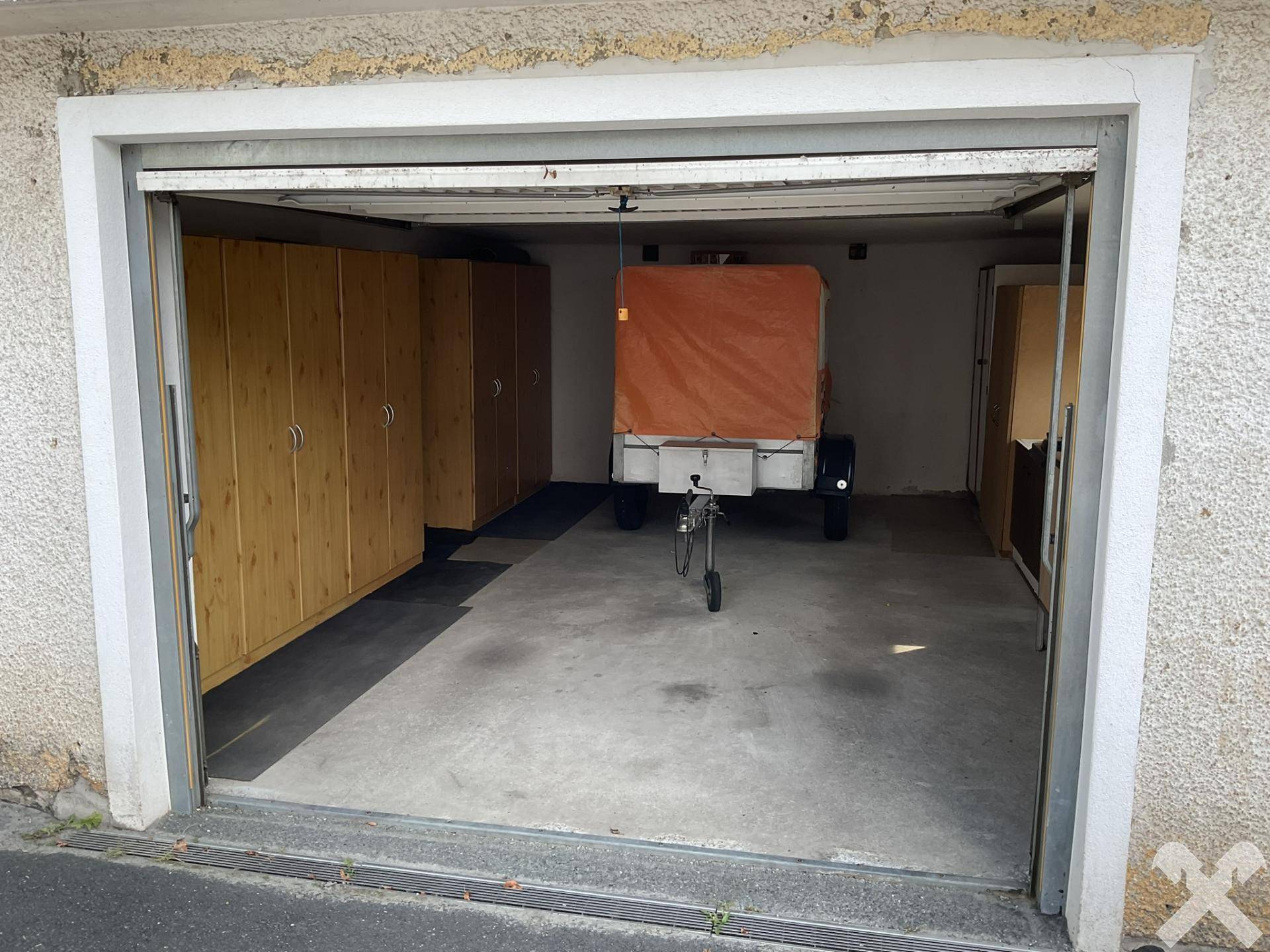 Garage 1
