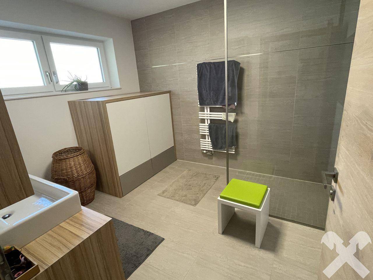 Badezimmer EG