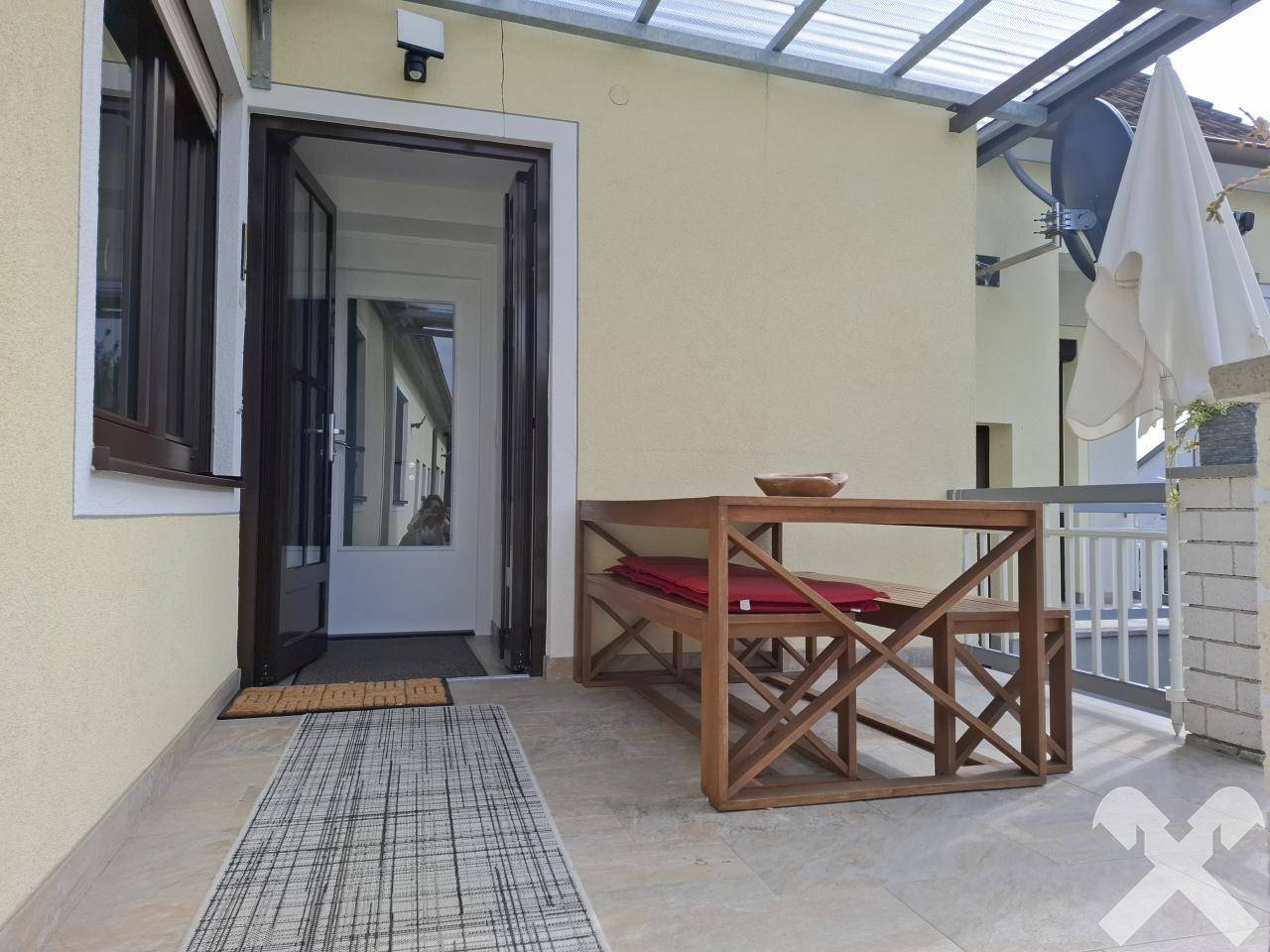 Terrasse-Eingang