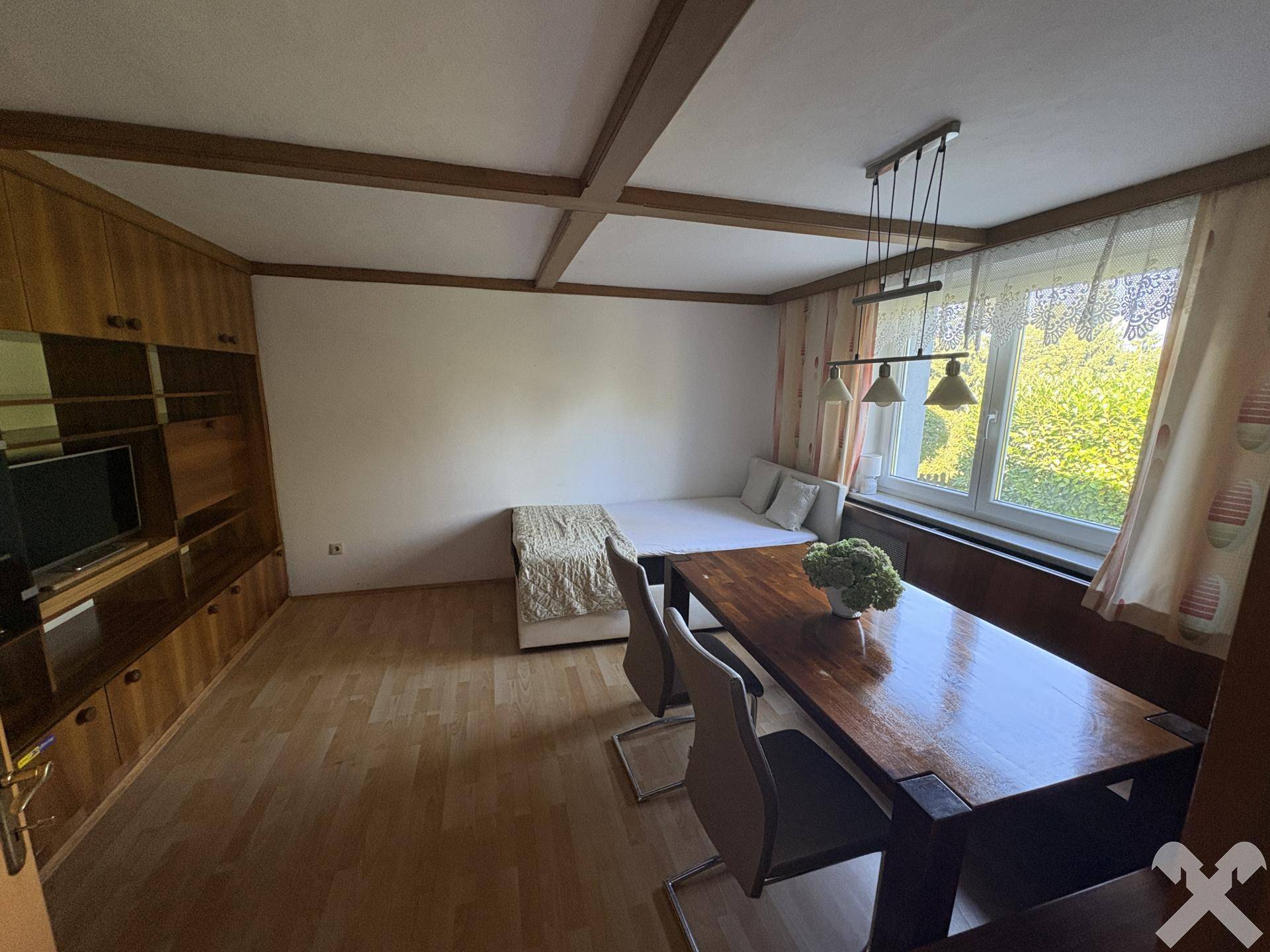 Wohnzimmer KG