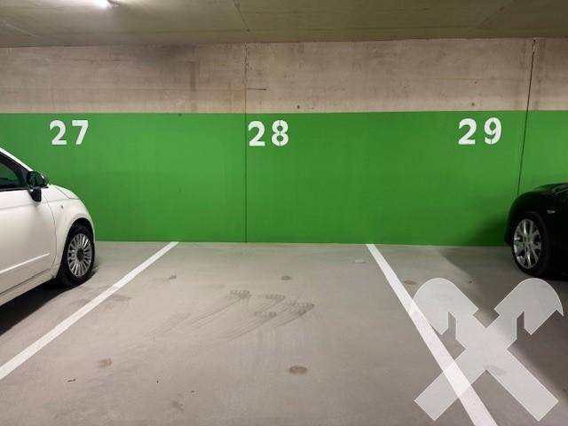 Tiefgarage 28