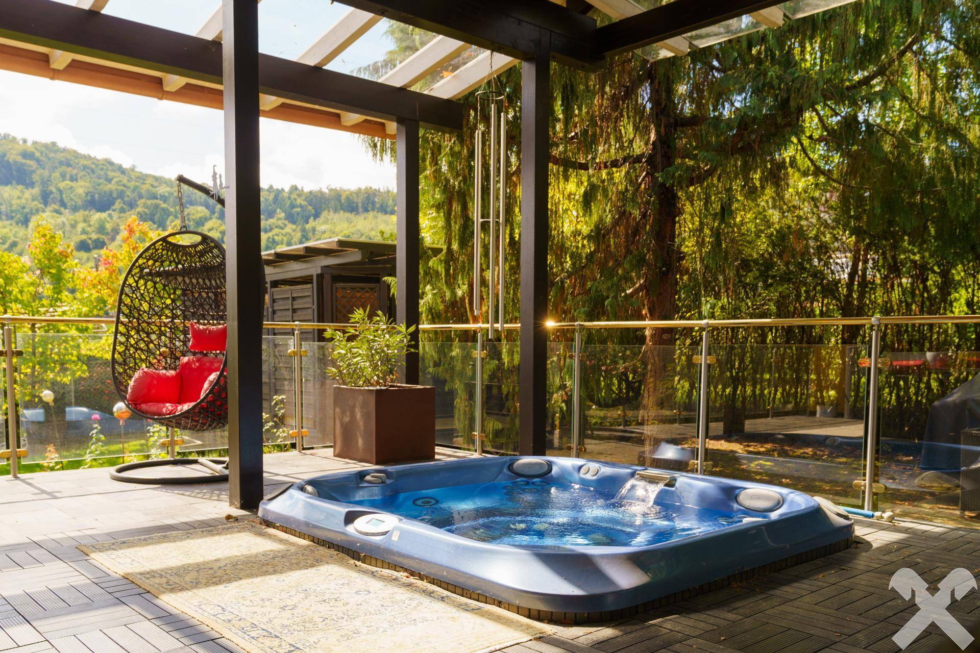Terrasse mit Whirlpool