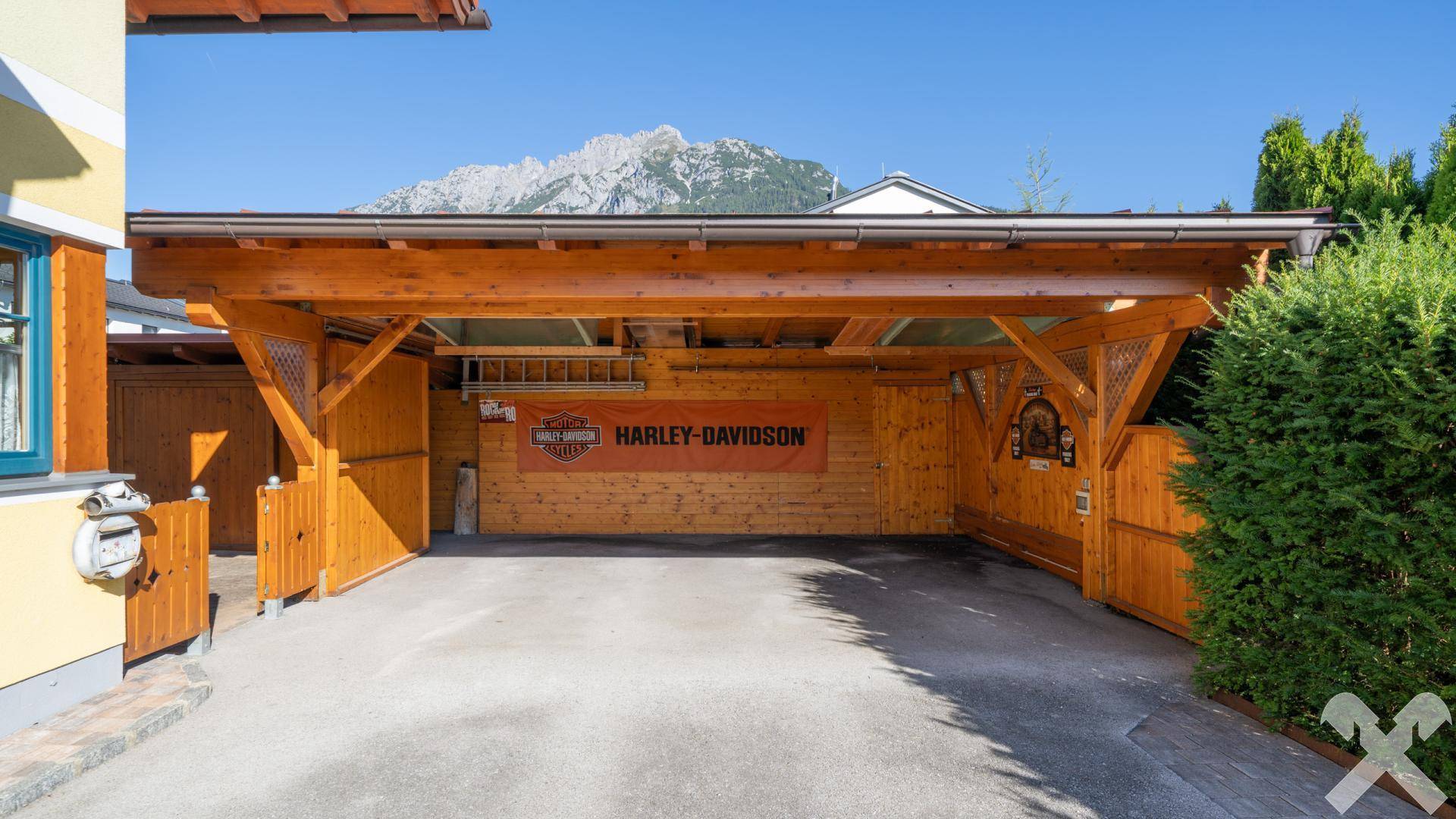 Carport