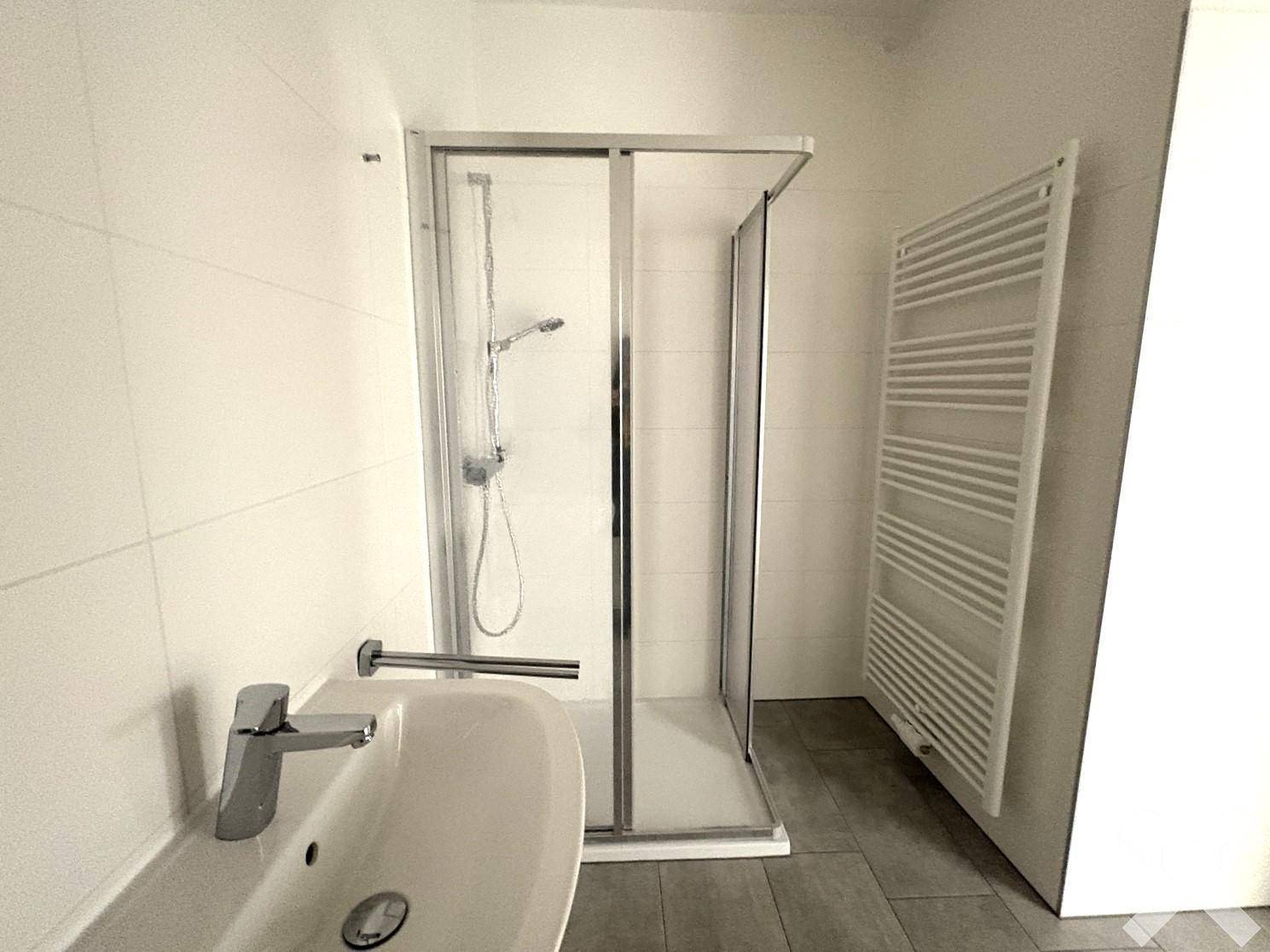 Bad mit Dusche
