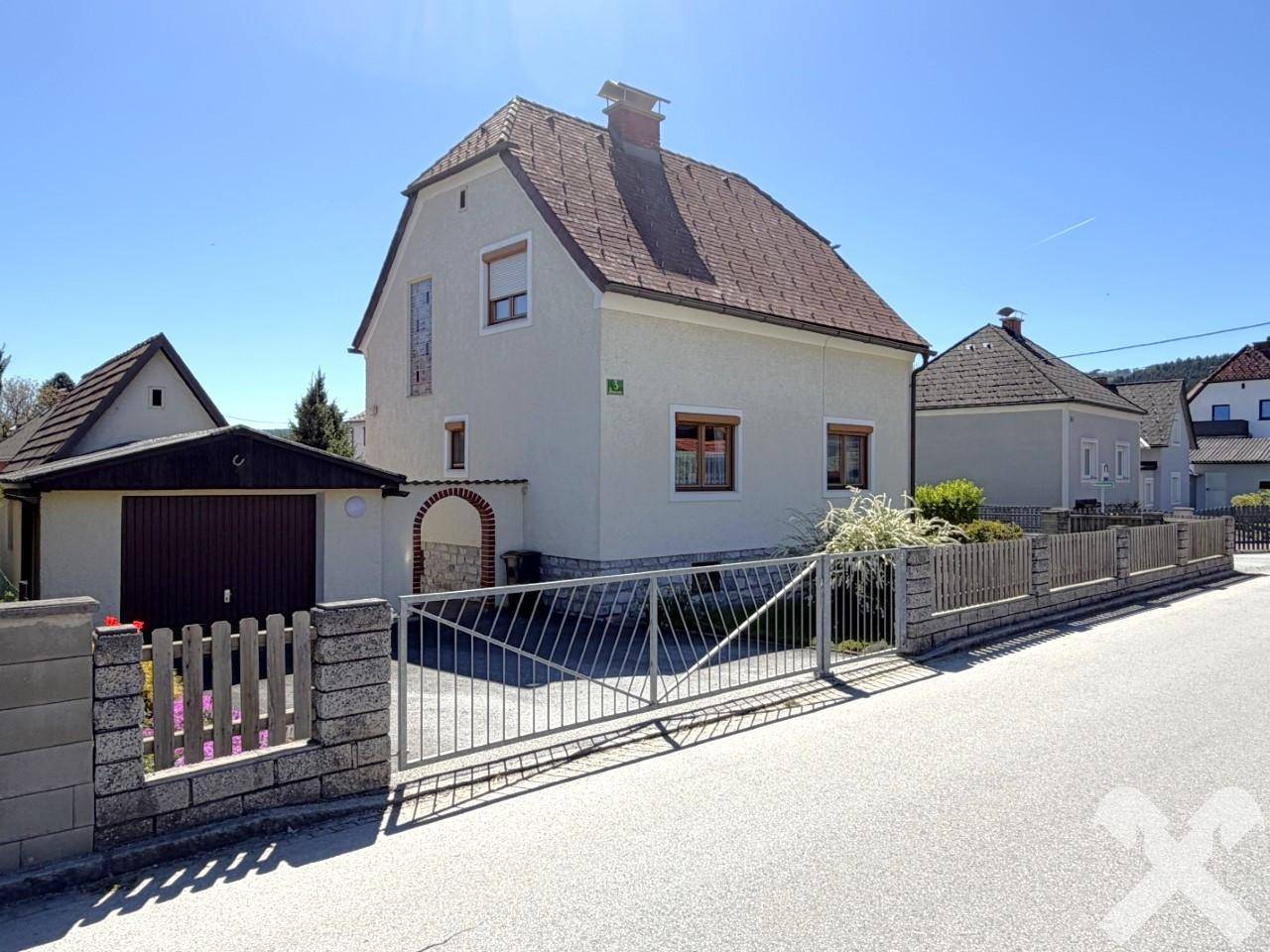 Gepflegtes Wohnhaus mit schmuckem Garten in Pichling bei Köflach - Ansicht 3