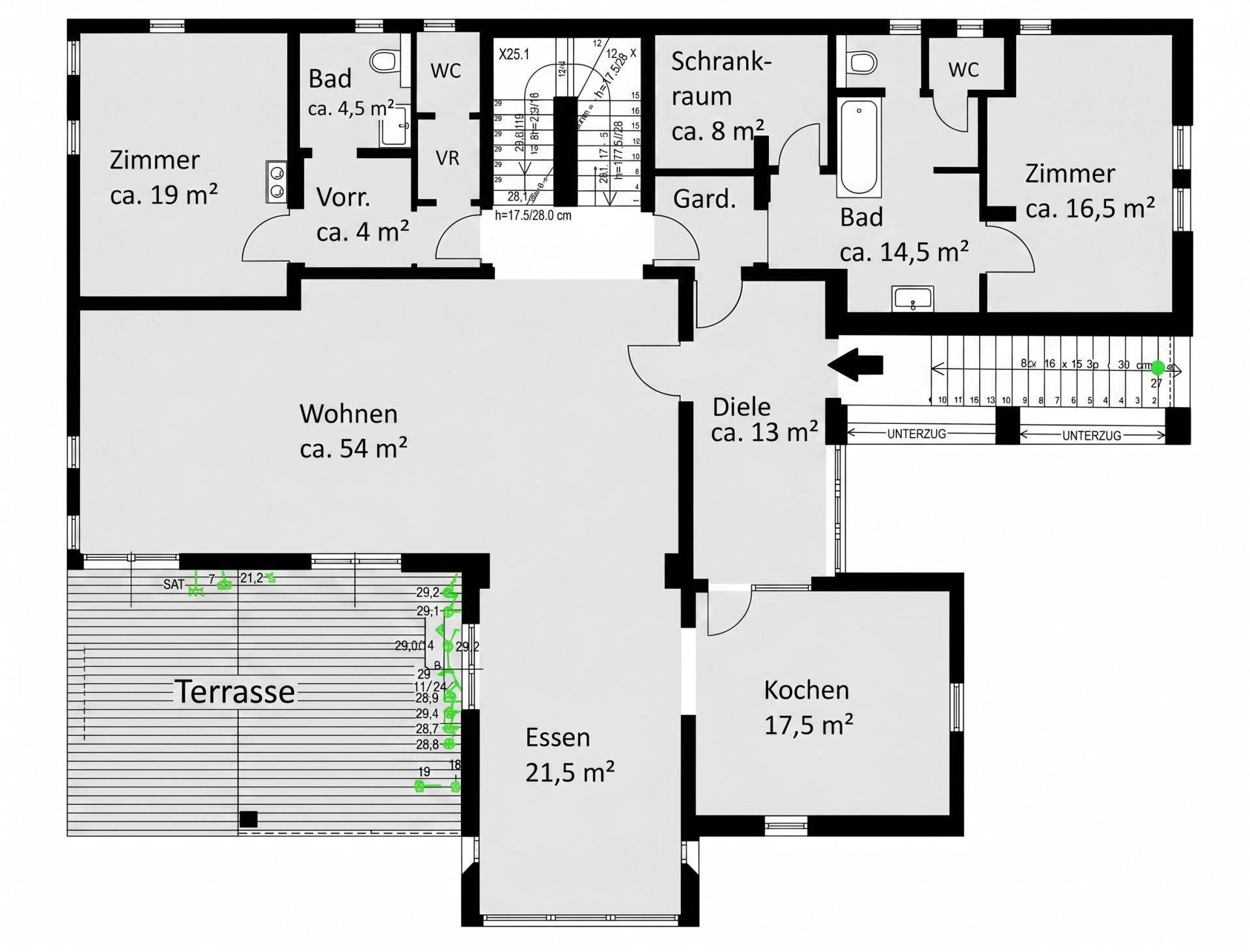 Detaillierter Grundriss mit Raumaufteilung, Flächenangaben und großer Terrasse.