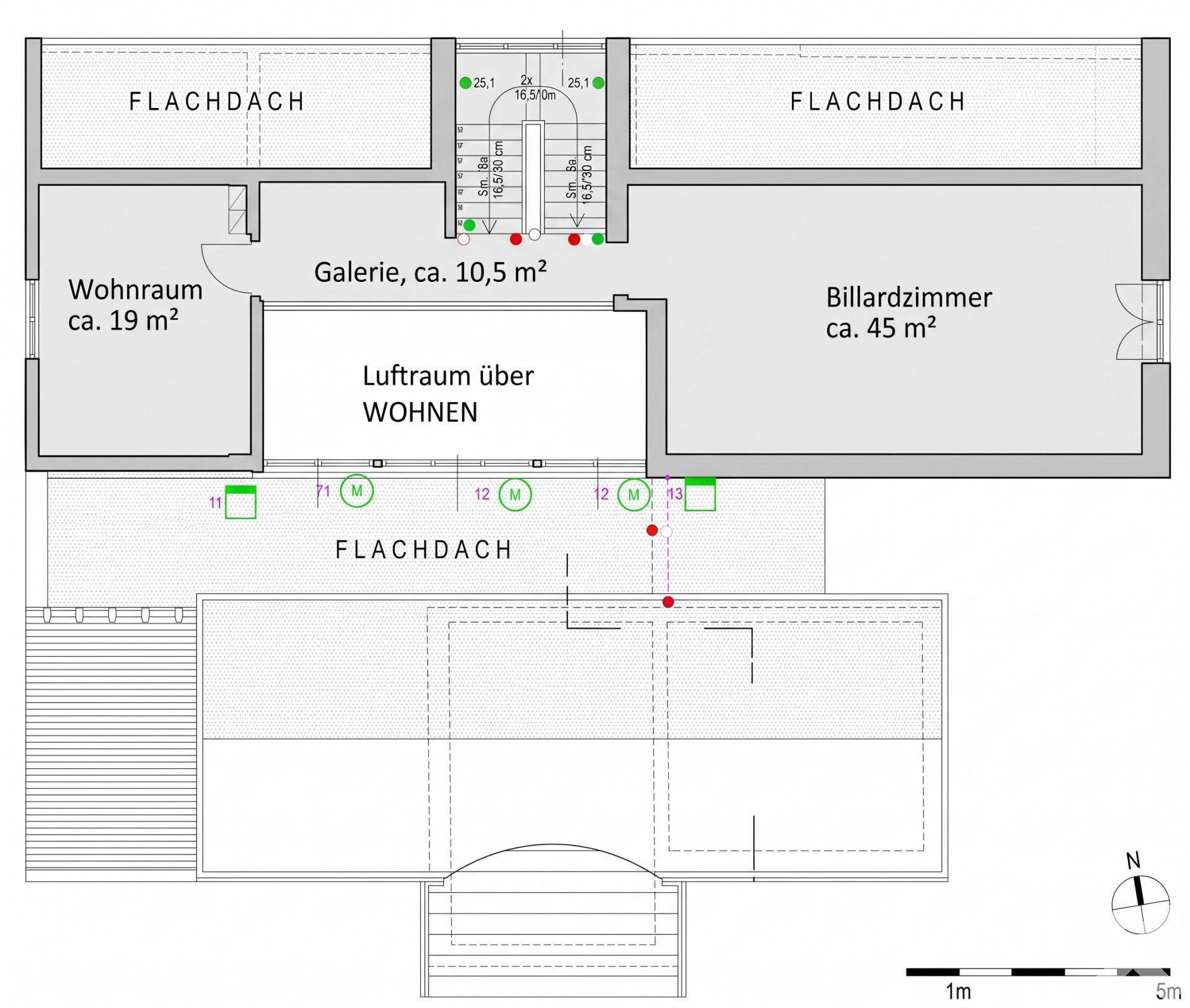 Grundriss des Obergeschosses mit offenem Wohnraum, Galerie, Billardzimmer und großer Dachterrasse.