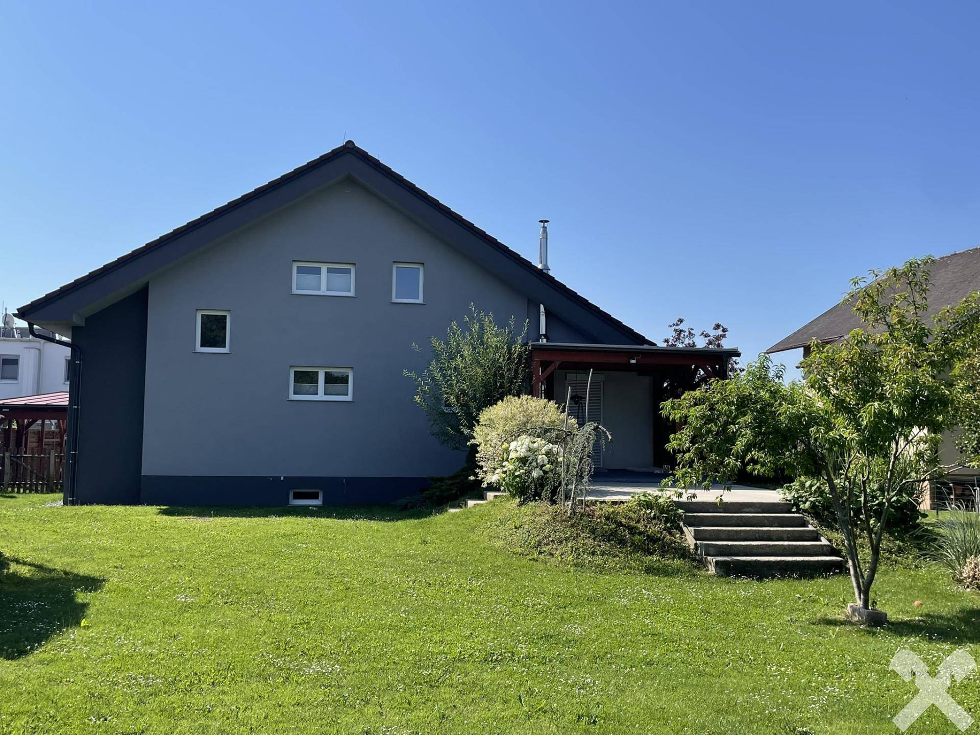 Vielseitiges Ein-/Zweifamilienhaus in sonniger Liebenauer Grünruhelage - Ansicht 3