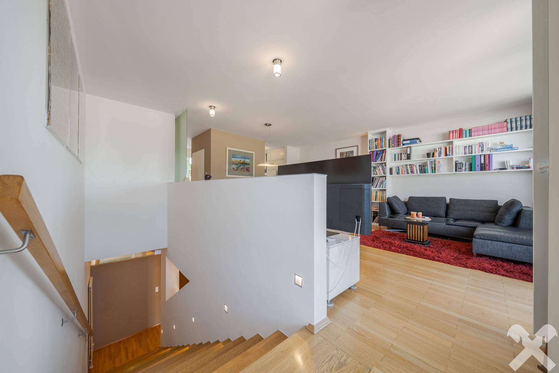 Treppe ins Untergeschoss
