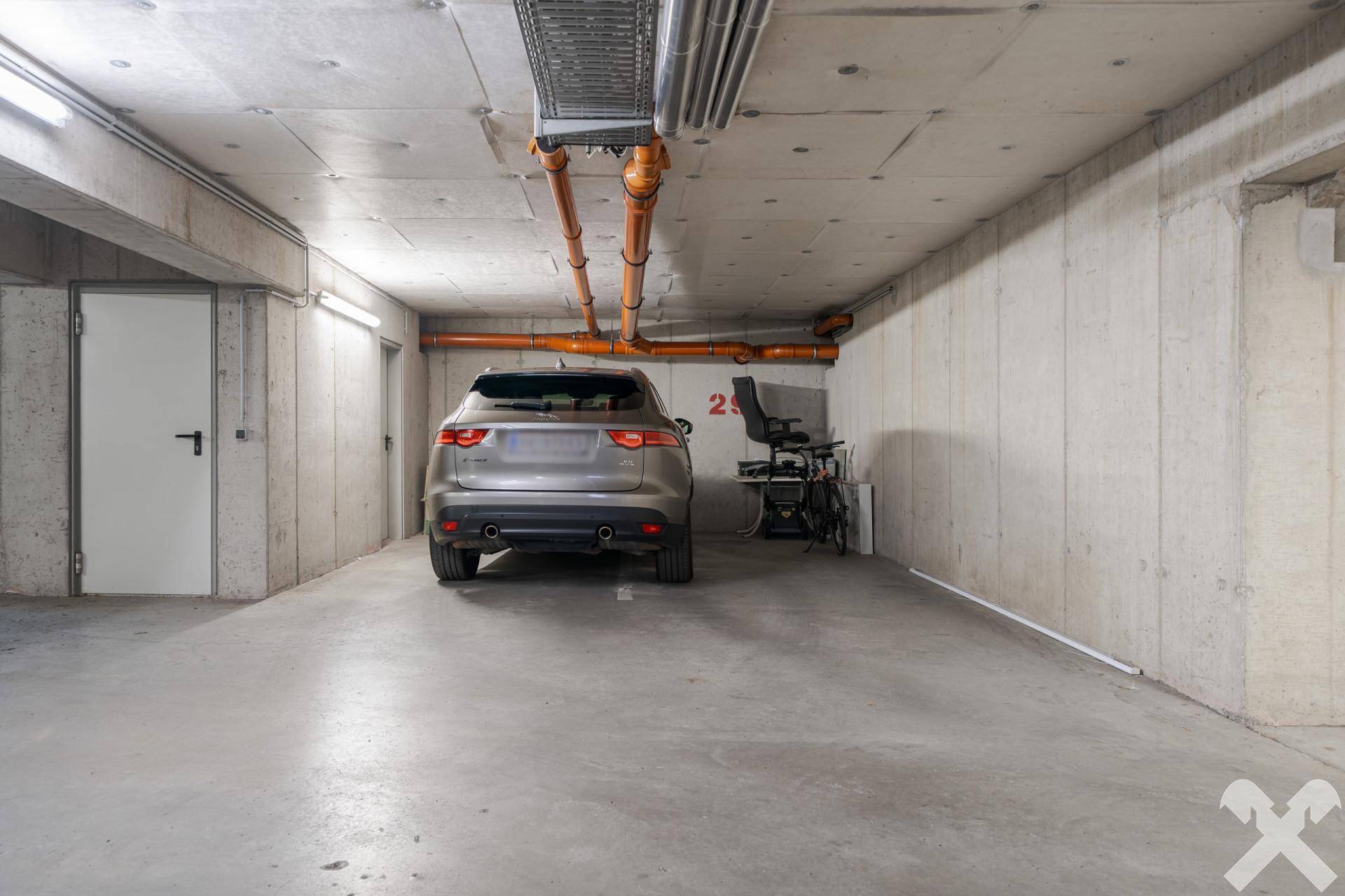 Tiefgarage mit Doppelstellplatz