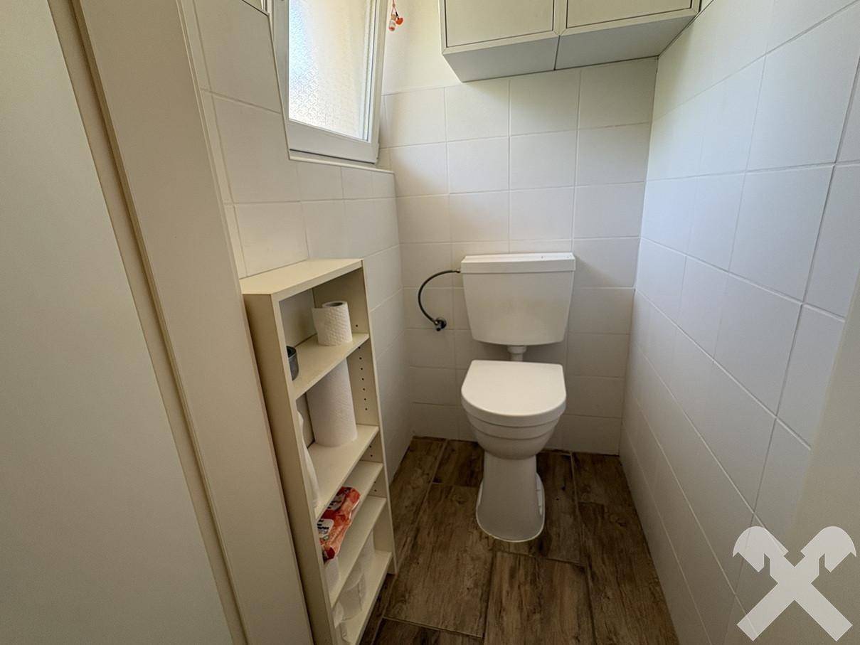 WC extra mit Fenster
