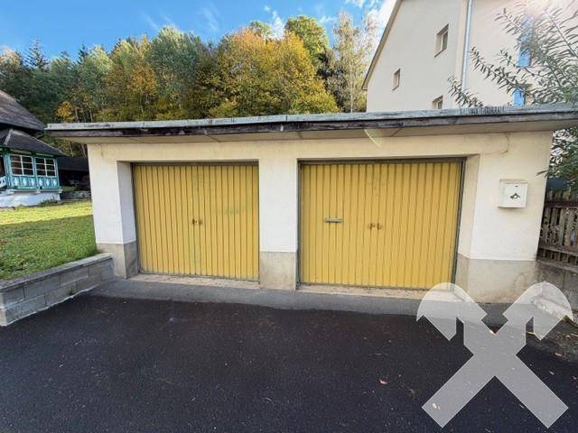 Doppel-Garage