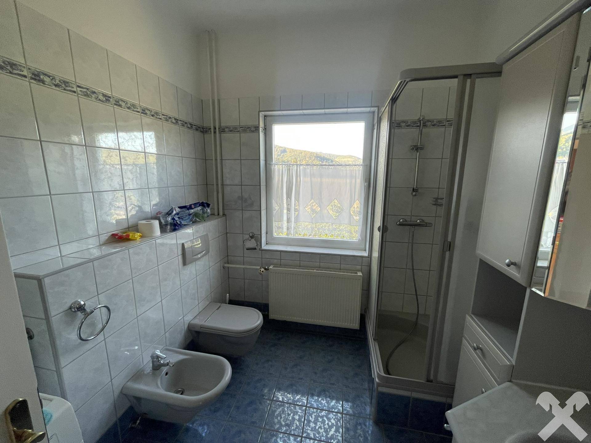 Badezimmer (EG)