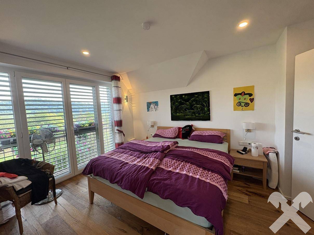 Schlafzimmer 1