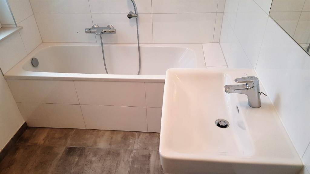 Bad 1 m. Wanne