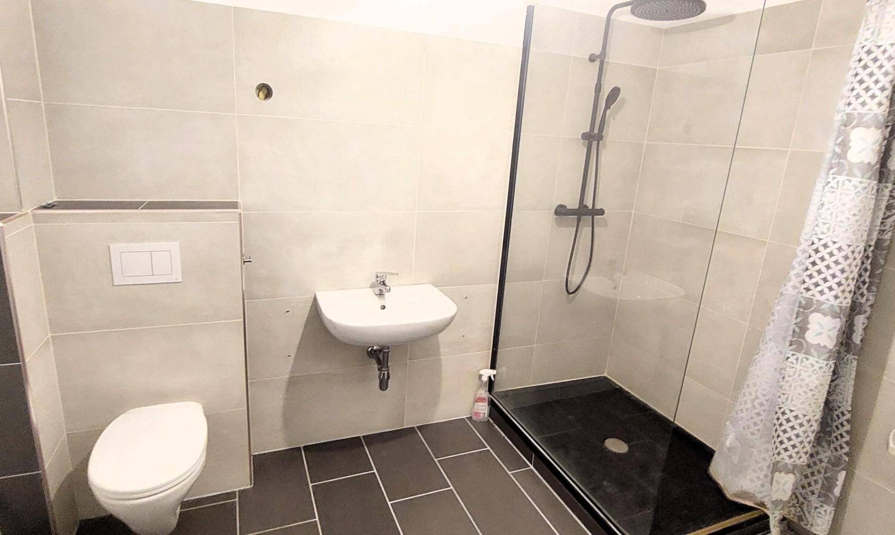 BadEGT2F1