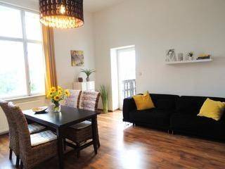 Wohnzimmer F2