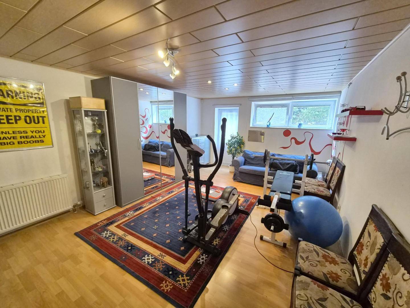Keller Zimmer 3 mit eigenem Eingang