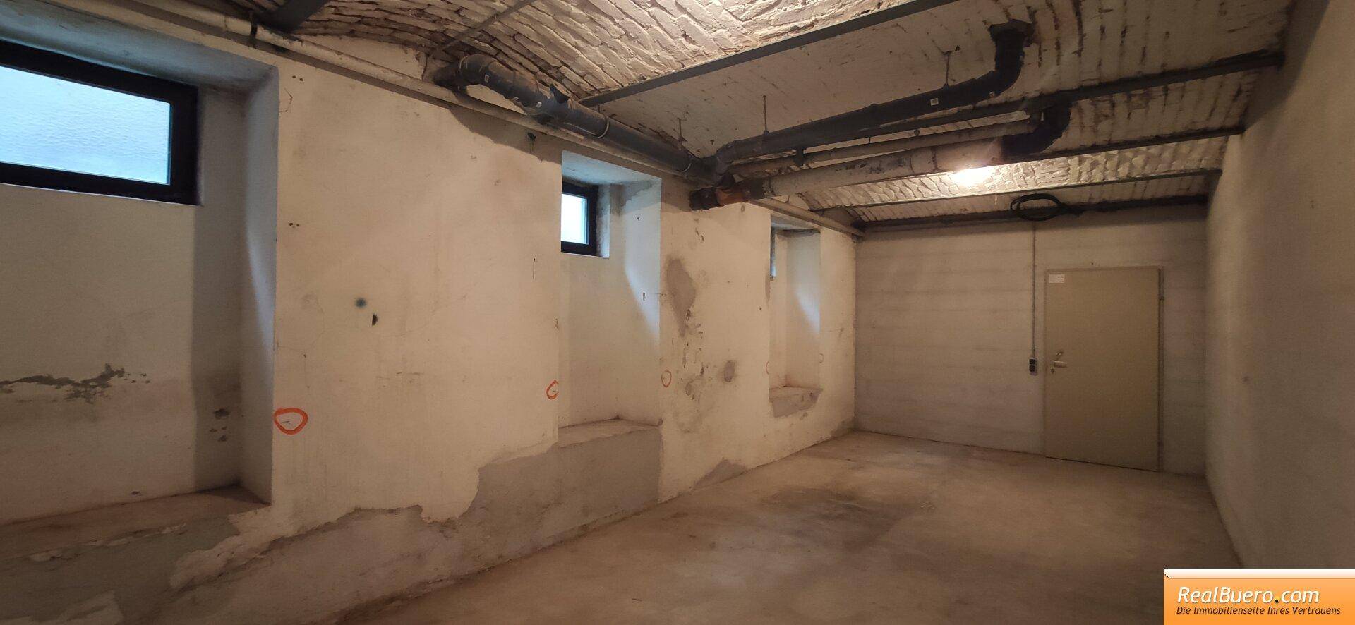 LAGERFLÄCHE IN DER SECHSHAUSERSTRASSE HÖHE GRIMMGASSE - Ansicht 2