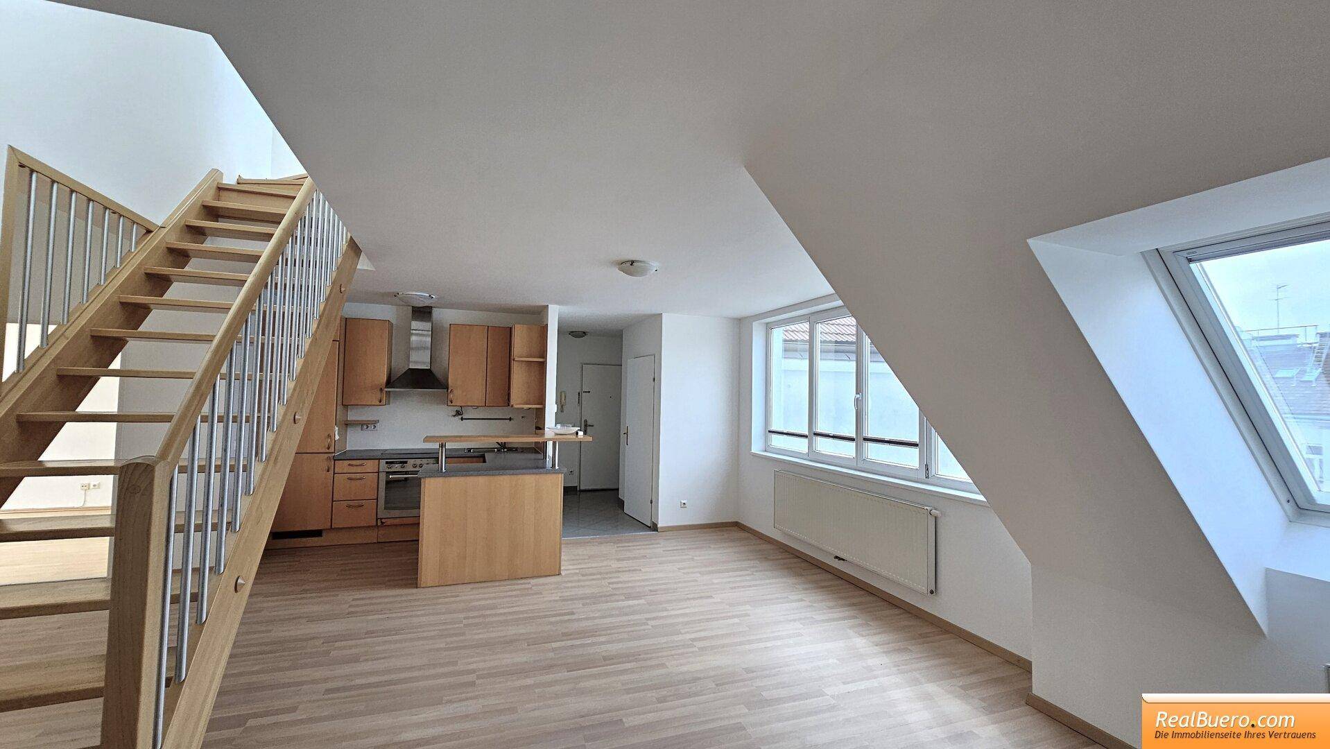 4-комнатная квартира с террасой, 91 м², Фаворитен, Фаворитен