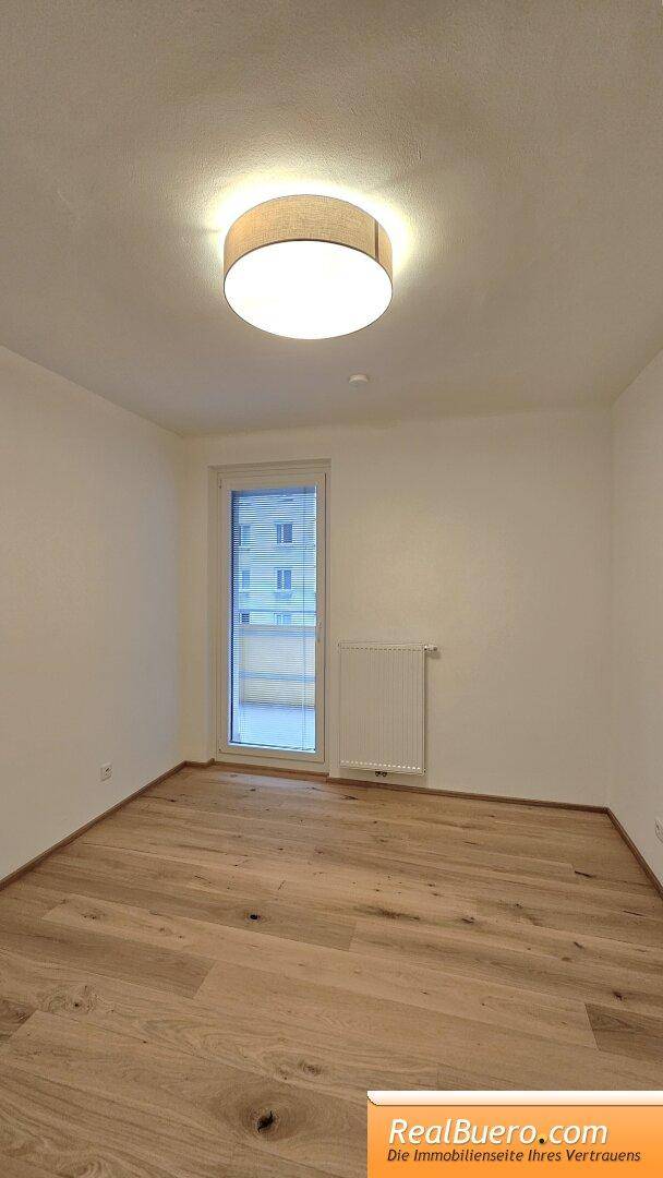 2. Schlafzimmer