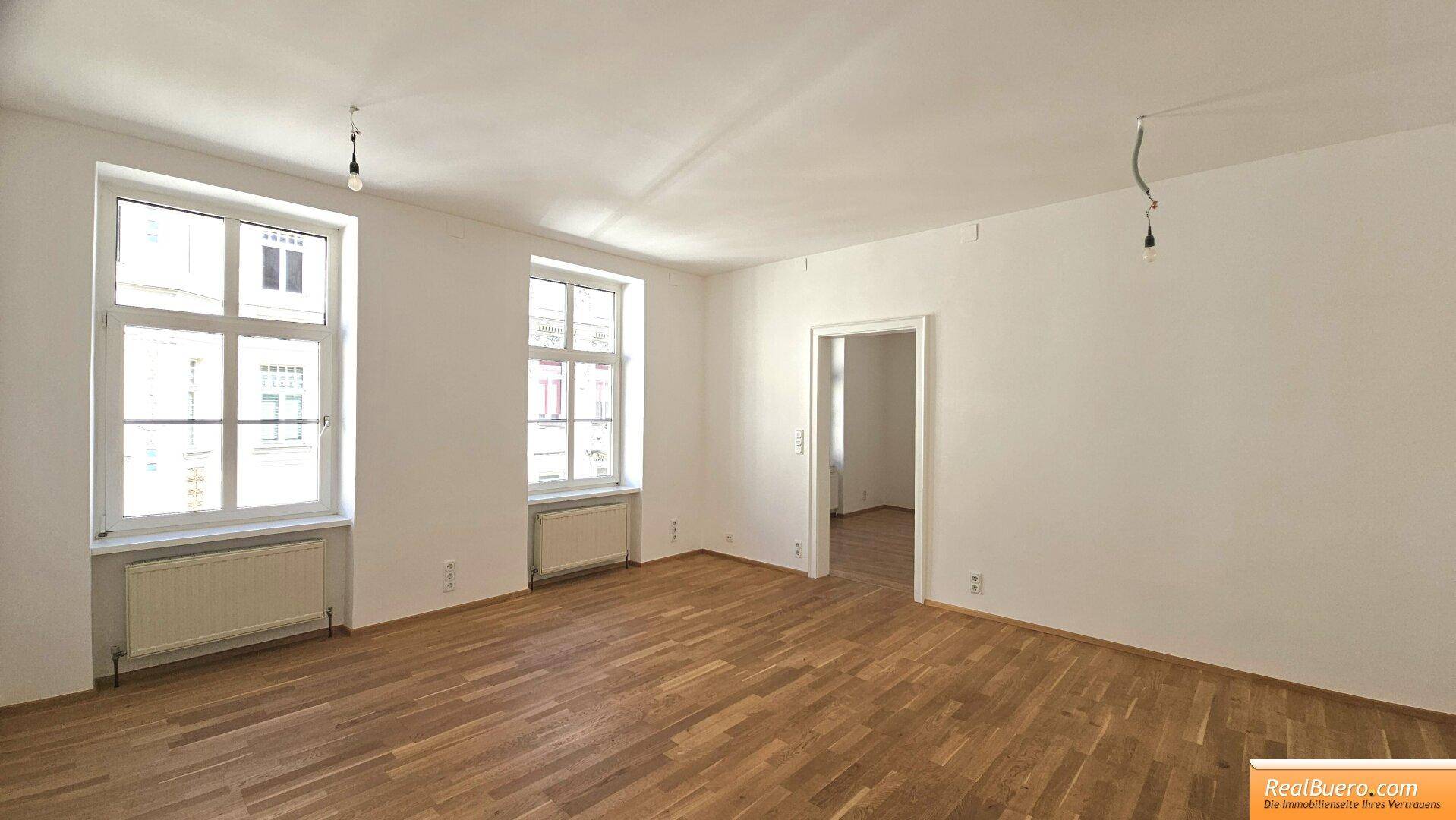 Zimmer 1 straßenseiitig